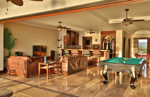 Brasilito Condo | Breathtaking Ocean View Penthouse Playa Flamingo