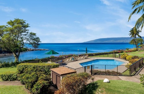 Napili Condo | Breathtaking 1 Bed True Oceanfront Retreat Maui