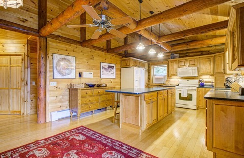 Center Conway Cabin | Breathtaking Cabin & Views