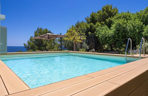 Castro Marina Villa | Breathtaking high end villa w/spectacular sea view