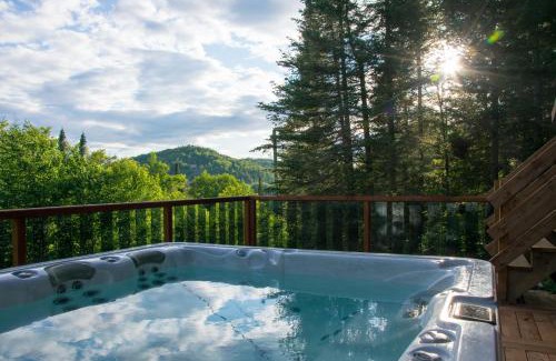 Saint-Faustin-Lac-Carre Ski Chalet | Breathtaking log house with HotTub - Summer paradise in Tremblant