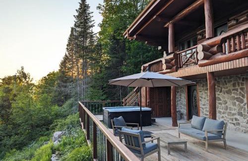 Saint-Faustin-Lac-Carre Ski Chalet | Breathtaking log house with HotTub - Summer paradise in Tremblant