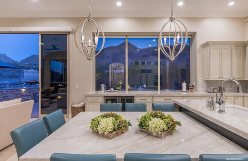 North Scottsdale House | Breathtaking Mountain Views from Sophisticated Desert Contemporary Home