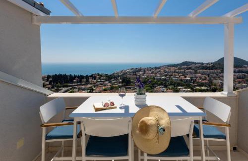 Gornji Kono Apartment | Breathtaking Sea View Apartment Near The Old City