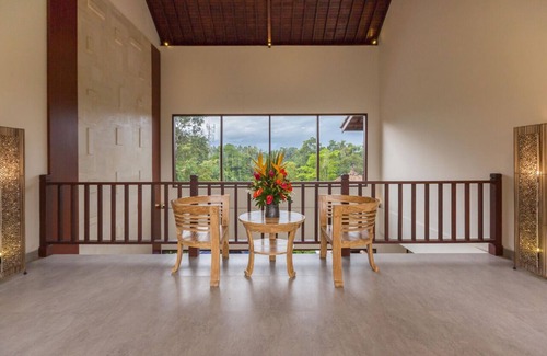 Melayang Villa | Breathtaking View in Ubud Tranquil 3BR Luxury Villa