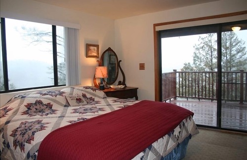 Whispering Pines Cabin | Breathtaking Views of Mogollon Rim from Large Mountain Home