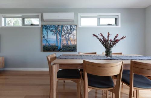 Trevallyn House | Breathtaking Views with Parking in Trevallyn