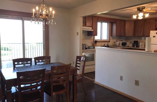 Scugog House | Breathtaking Waterfront Views For Miles-93 arces
