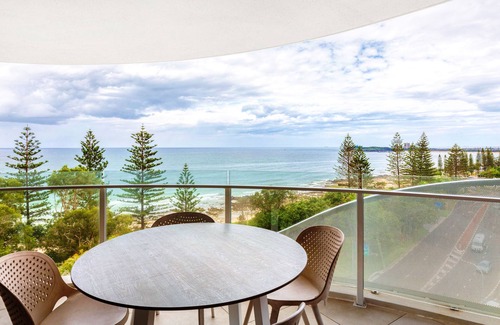 Mooloolaba Apartment | Breeze Apartment 801