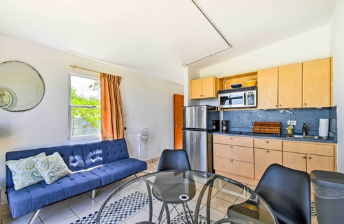 Fulladoza Bay Condo | Breezy Condo w/Balcony < 2 Mi to Downtown Culebra