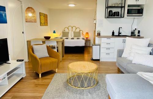 Mount Maunganui House | Breezy Ocean - The perfect getaway