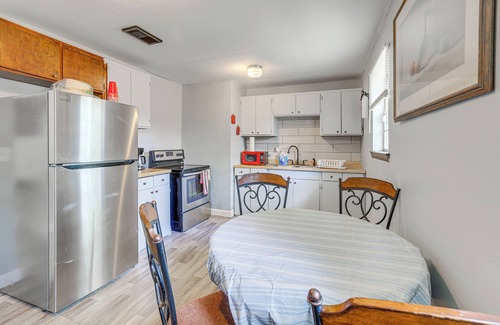Brent House | Brent Family Home w/Spacious Yard + Covered Patio