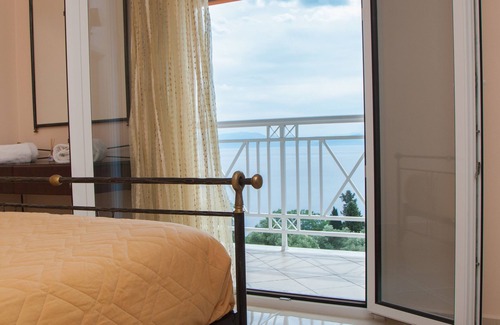 Dafnata House | Brentanos Apartments ~ A ~ View of Paradise
