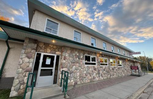 Breton Hotel | Breton Hotel
