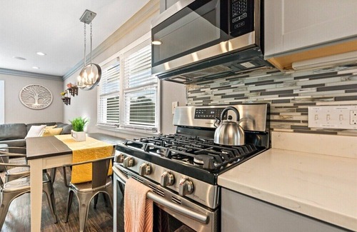 Wauwatosa House | Brew City | Game Room | Fenced Yard | Sleeps 13!