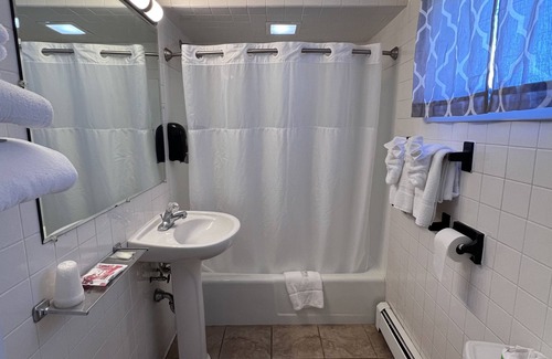 Brewer Hotel | Brewer Motor Inn