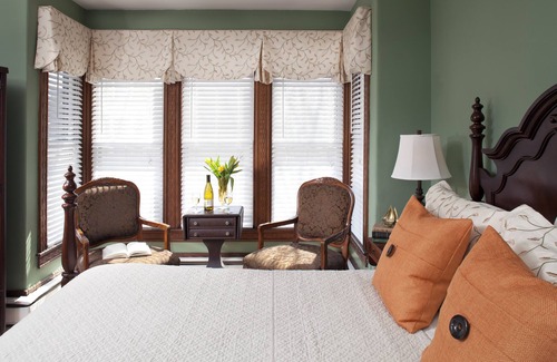 Freeport Bed & Breakfast | Brewster House Bed & Breakfast