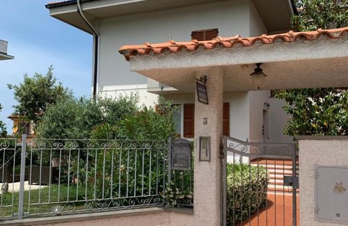 Montemarciano House | Brezza Affittacamere
