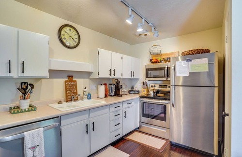 Brian Head Condo | Brian Head Condo w/Fireplace, Close to Reservoir!