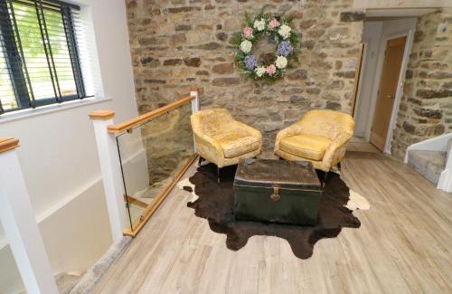 Wearhead House | Briar Barn