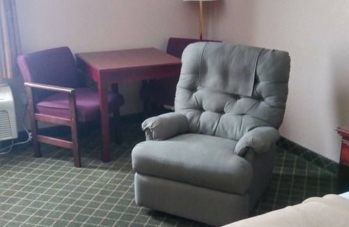 Sparta Hotel | Briarwood Inn of Sparta