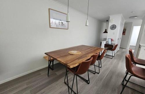Bongaree Apartment | Bribie Vibes
