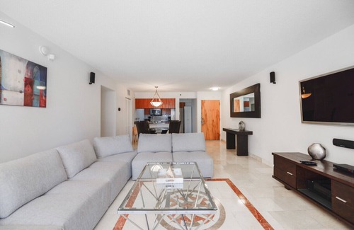 Brickell Apartment | Brickell 3 Bedroom Corner Unit