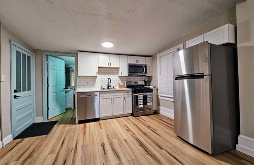 Bristol Apartment | Brickhaven II, Studio Apartment Next to Downtown Bristol!
