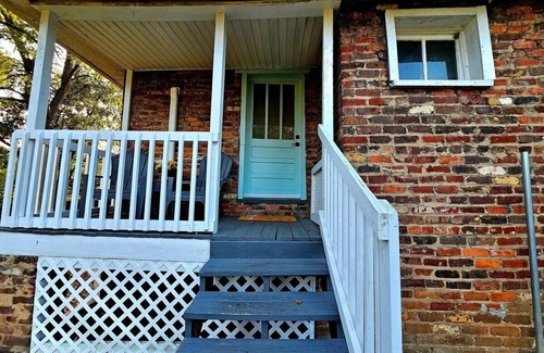 Bristol Apartment | Brickhaven II, Studio Apartment Next to Downtown Bristol!