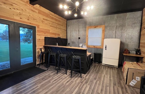 Kidder County Cabin | Bridal Suite Cabin Rental