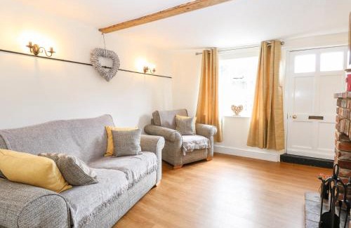 Hethel House | Bridge End Cottage