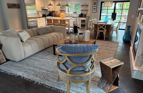 Bridgehampton House | Bridgehampton Classic Shingle 3BR Fireplace Close to All, Beach & Town Center