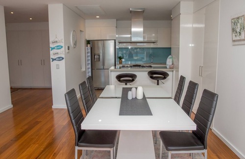 Mandurah Apartment | Bridgepoint 103 - 2 Bedroom Apartment