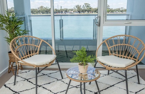 Mandurah Apartment | Bridgepoint 103 - 2 Bedroom Apartment