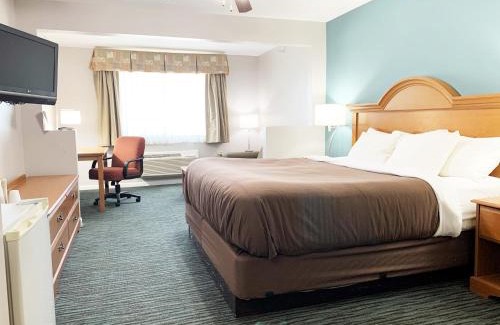 Lincoln Hotel | BridgePointe Inn & Suites by BPhotels, Lincoln I-80 & 27th St