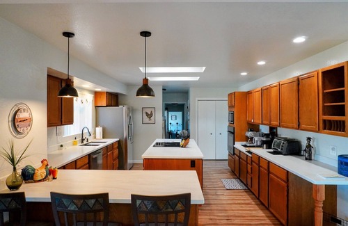 Williamson Other | Bridle Path Ranch | Newly Remodeled Equestrian Retreat w/Barn Arena & Hot Walker