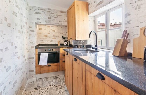 Se Apartment | Bright 1 Bedroom Apartment in St. George's Castle