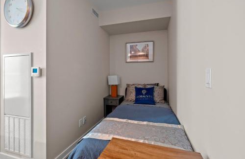 Church and Wellesley Apartment | Bright 1BD & Den in Downtown Toronto