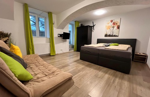 Stuwerviertel Apartment | Bright 1BR Apartment in a Convenient Location