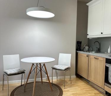 Kallio Apartment | Bright 1BR apartment in Kallio with best location