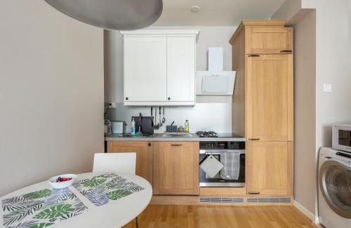 Kallio Apartment | Bright 1BR apartment in Kallio with best location