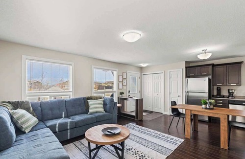 Grande Prairie Apartment | Bright & Airy Suite | Free WIFI | Smart TV & More