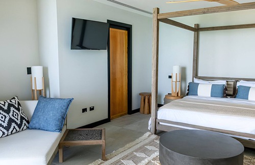 Fryes Beach Hotel | Bright & Airy Villa with Private Deck Overlooking Pristine Beaches with Kitchen