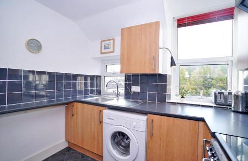 Inverurie Apartment | Bright and cosy central flat in Inverurie