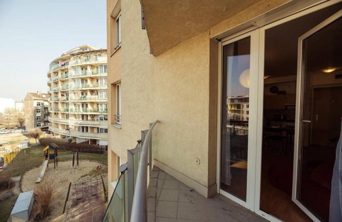 Angyalfold Apartment | Bright and homey AC apartment near the center