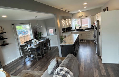 South Lethbridge House | Bright and modern 4 bedroom home. Centrally located in the heart of the South.