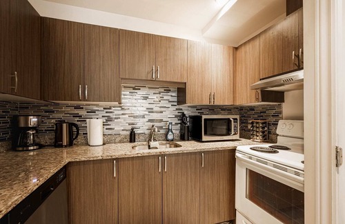 Verdun Apartment | Bright and Modern Apartment for 4Ppl