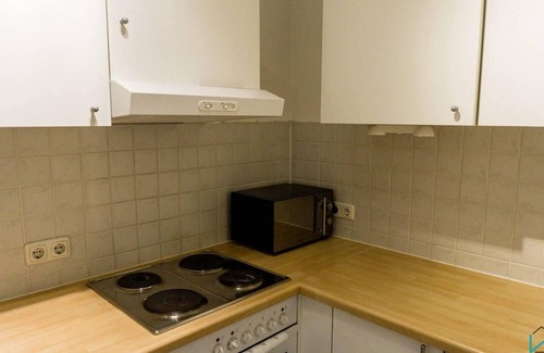 Bogenhausen Apartment | Bright and Quiet Flat with a Balcony