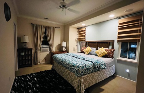Brentwood House | Bright and spacious 4 bedroom house next to CA24