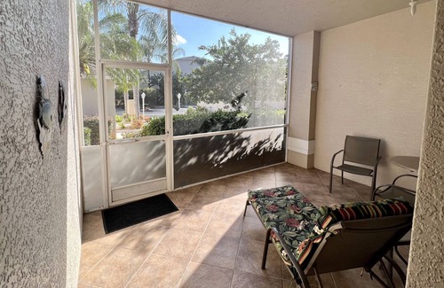 Palmer Ranch Condo | Bright and Spacious Condo on Golf Course